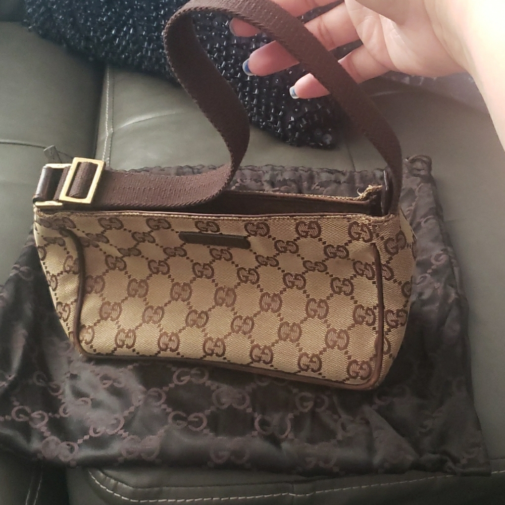 Small Authentic vintage Gucci bag
